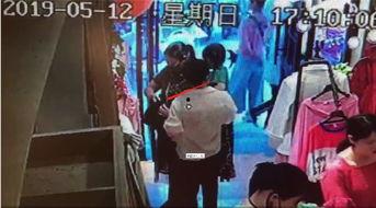 最新衣服爆料视频网站,揭秘最新衣服爆料视频网站，时尚潮流一网打尽！